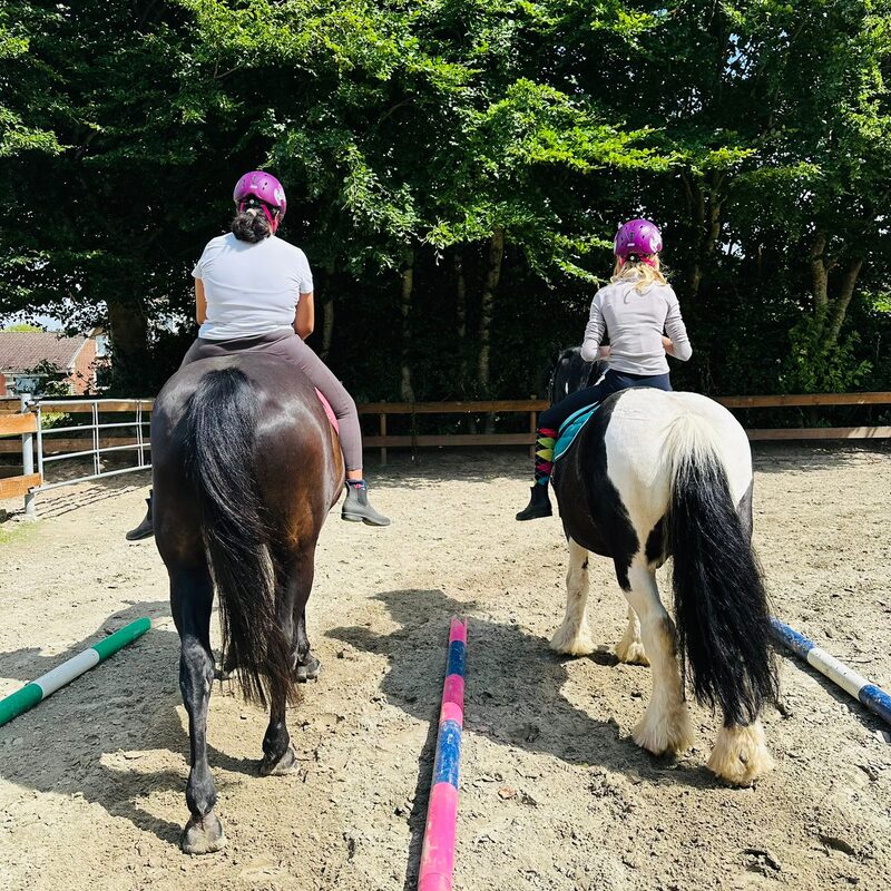 Zwei reiten